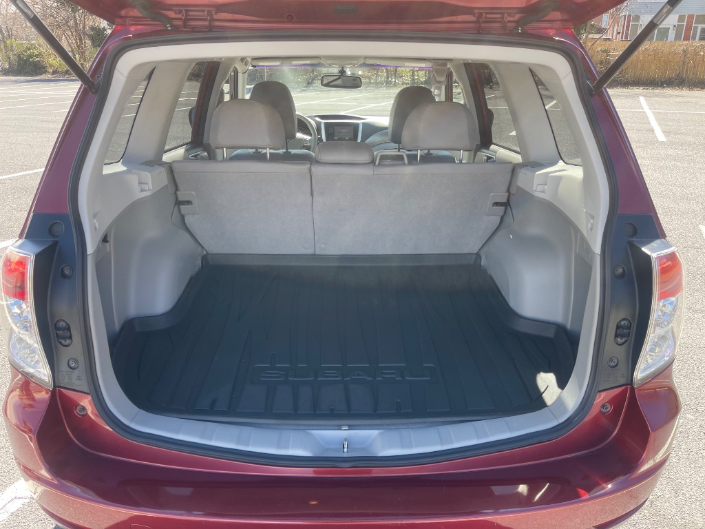 2010 Subaru Forester X Limited photo 22