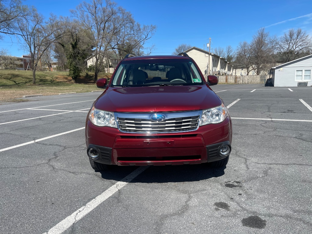 2010 Subaru Forester X Limited photo 3