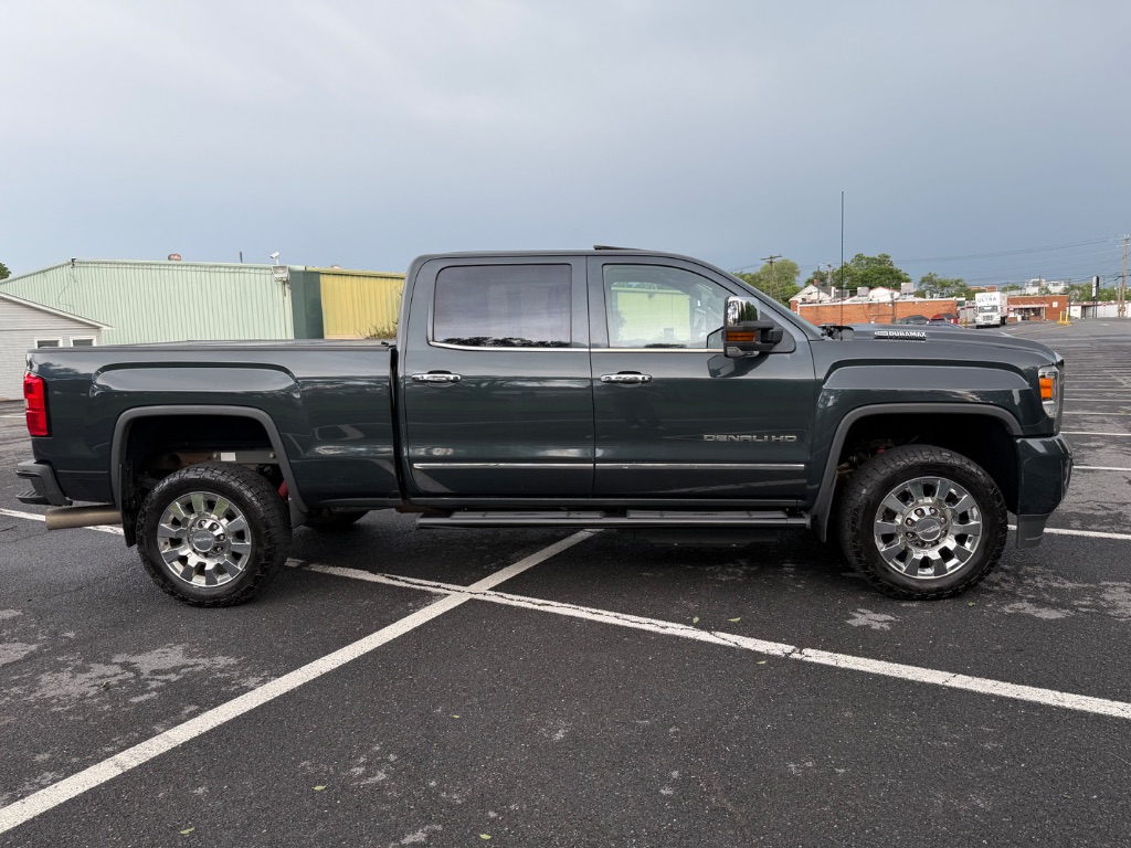 2018 Gmc Sierra 2500 Denali photo 5
