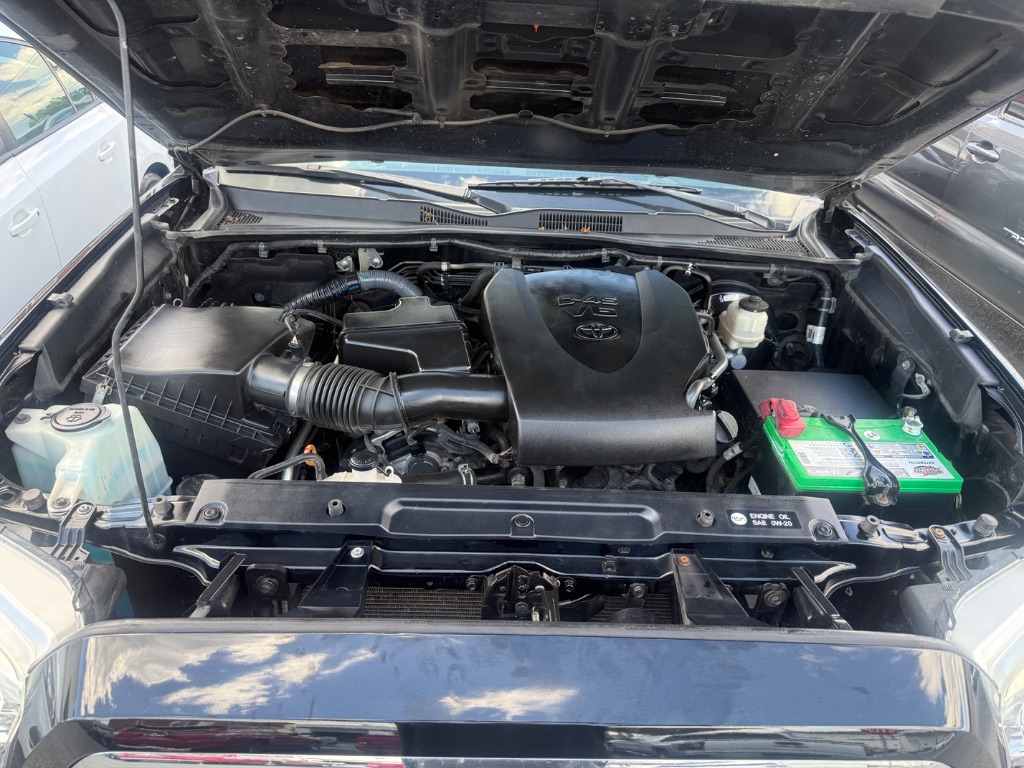 2017 Toyota Tacoma TRD Sport - Photo 25