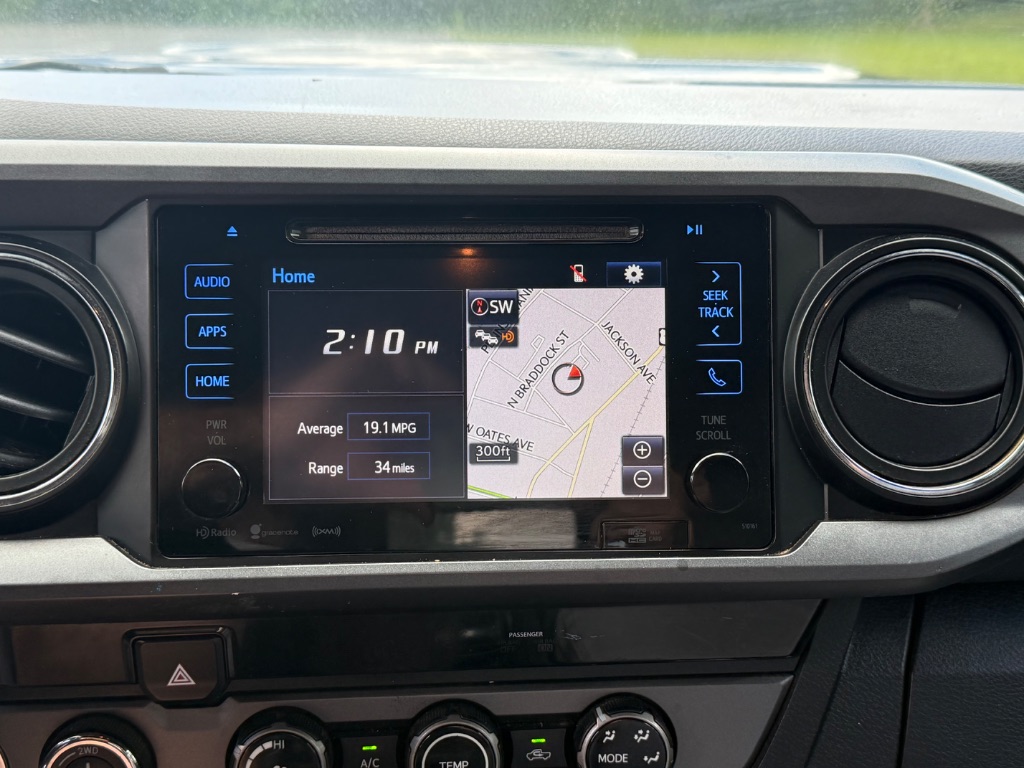 2017 Toyota Tacoma TRD Sport - Photo 15