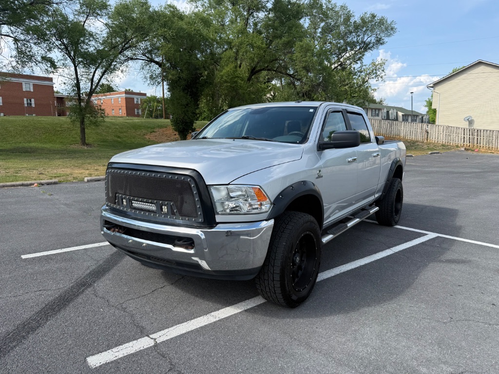 2017 RAM 2500 SLT 4X4 Crew Cab SWB's photo