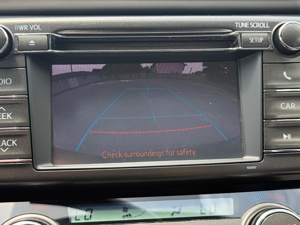 2013 Toyota RAV4 XLE - Photo 16