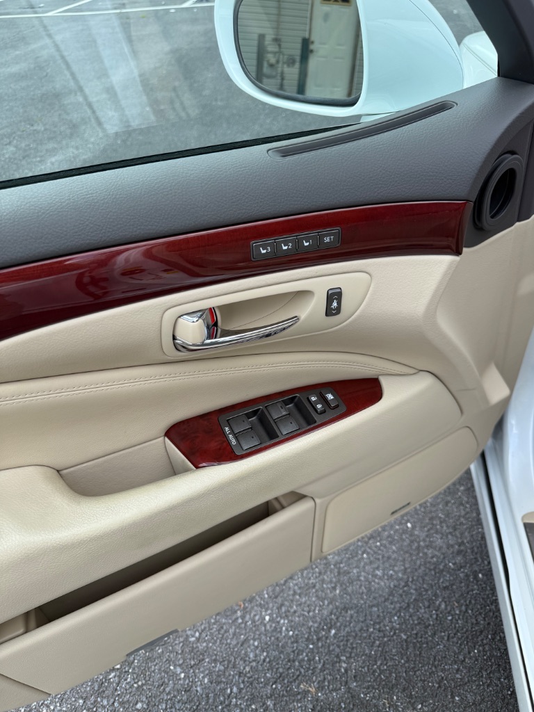 2012 Lexus LS Base - Photo 10