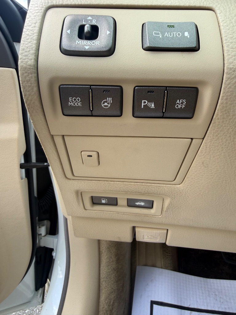 2012 Lexus LS Base - Photo 11